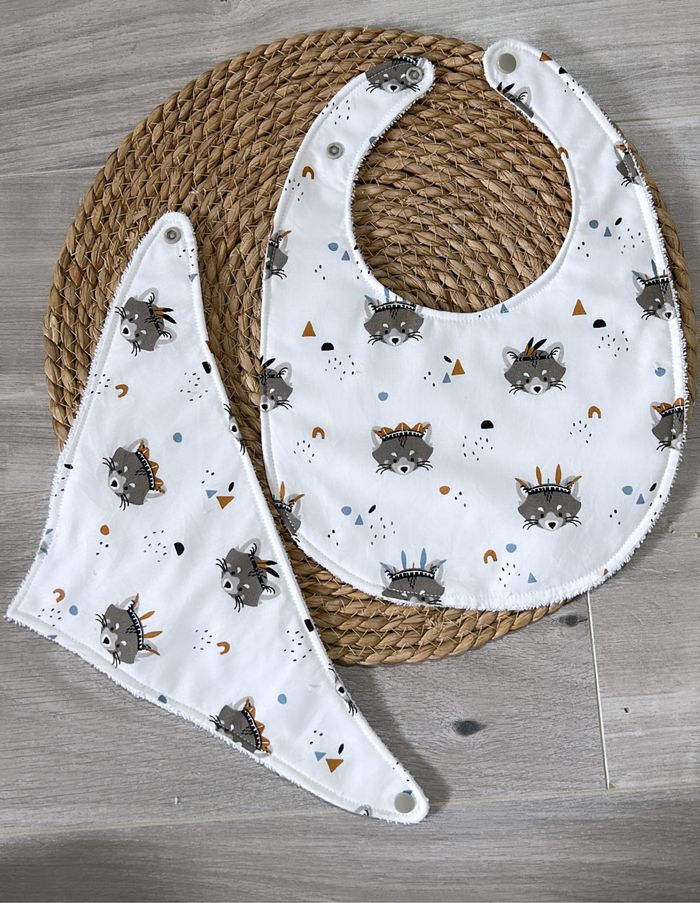 Lot 2 bavoirs renards fait main