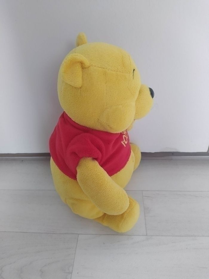 Peluche Winnie l'ourson Disney, nounours ou Doudou - photo numéro 4