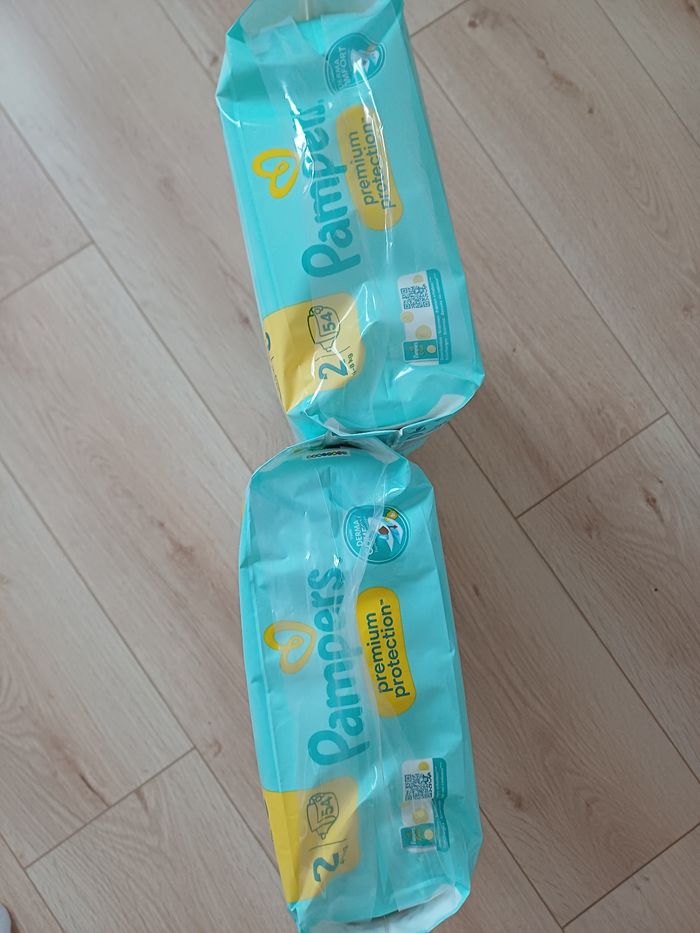 108 Couches pampers premium taille 2 - photo numéro 3