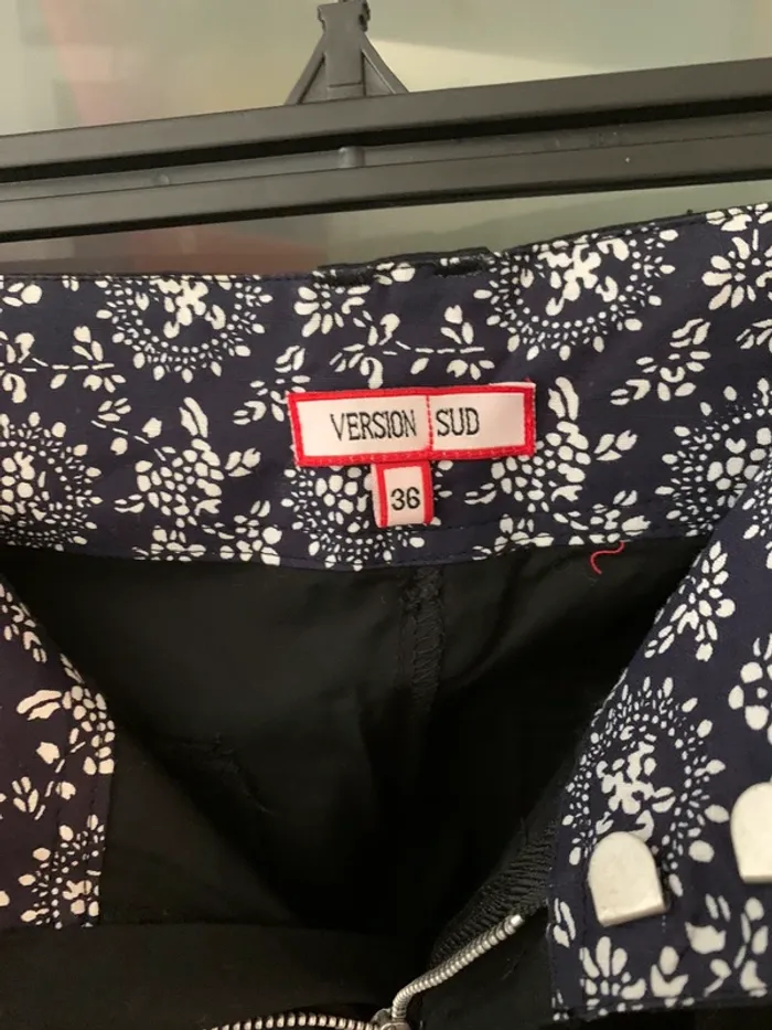 Pantalon jambes larges taille 36/38 - photo numéro 5