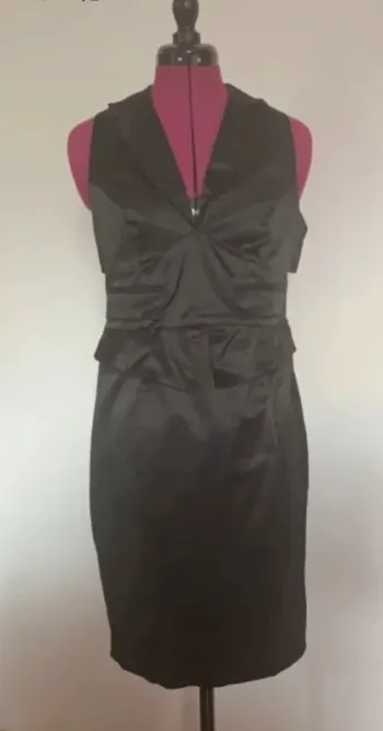 Petite robe noire cocktail cérémonie noël fêtes sexy