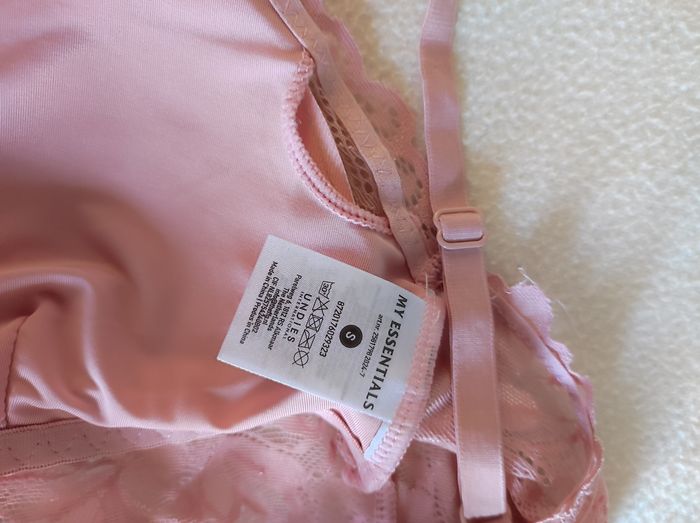 Brassière neuve - photo numéro 2