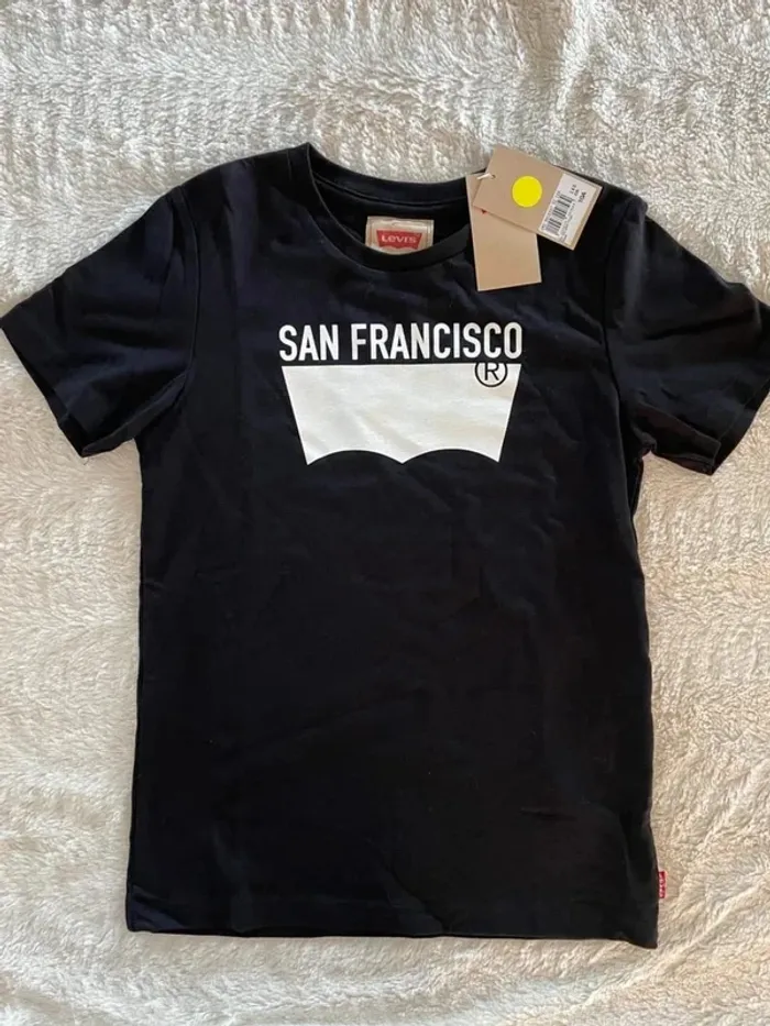 T-shirt Levi’s noir 10 ans