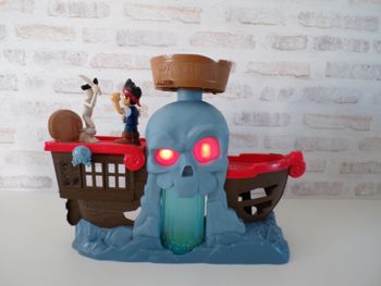 Jake et les Pirates - Bateau - La bataille de Jake - Chute du naufrage