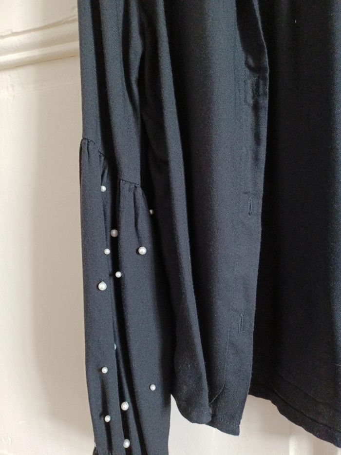 Chemise noire - photo numéro 2