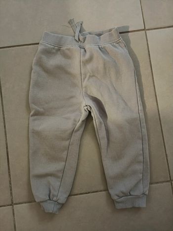 Jogging taille 24/36 mois
