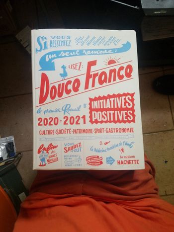 Livre lisez Douce France