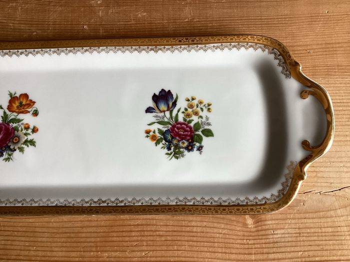 Plat à cake en porcelaine - photo numéro 3