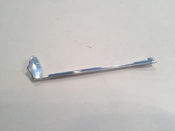 Bas de caisse droit pièce détachée miniature Peugeot 203 1954 Solido 1/18 #A36