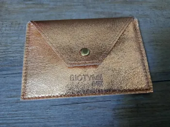 Petite pochette rose dorée