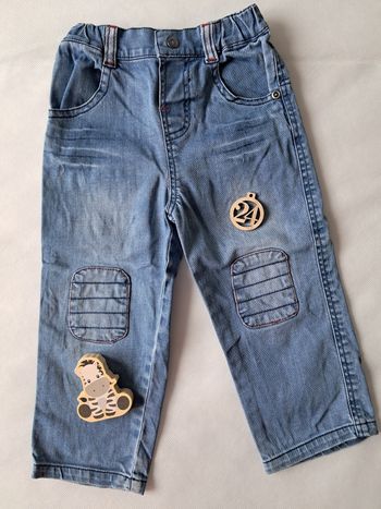 Jeans taille 24mois 