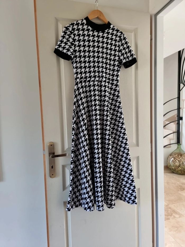 Robe longue motif pied de poule