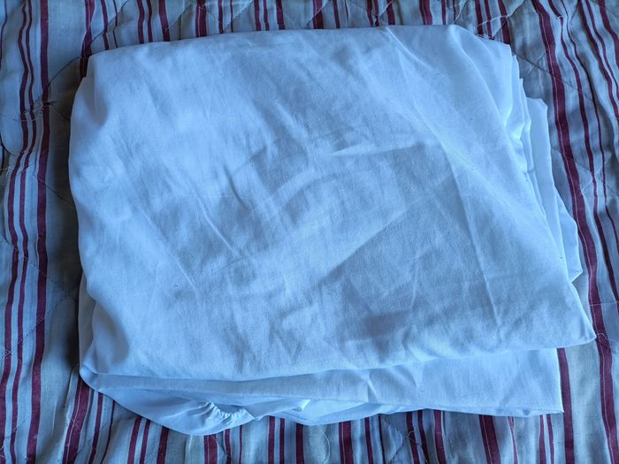 Drap housse neuf lit 140/190