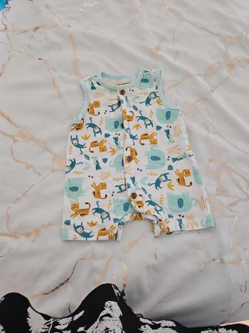 Grenouillère bébé