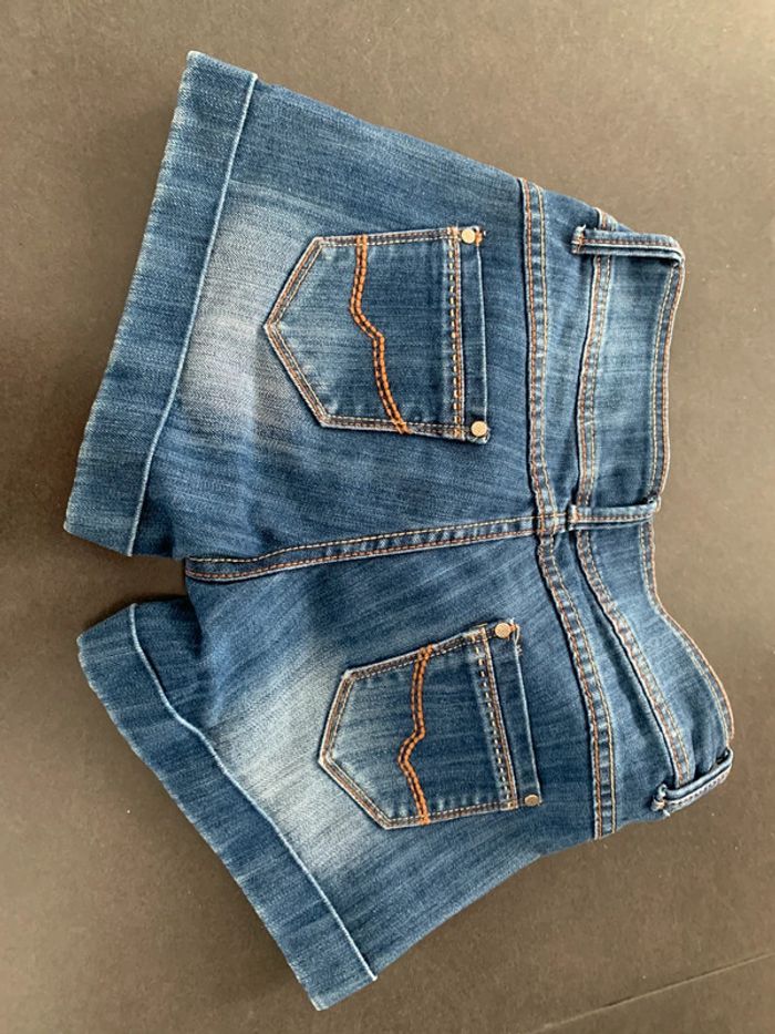Lot de 2 shorts en jean taille 36 - photo numéro 3