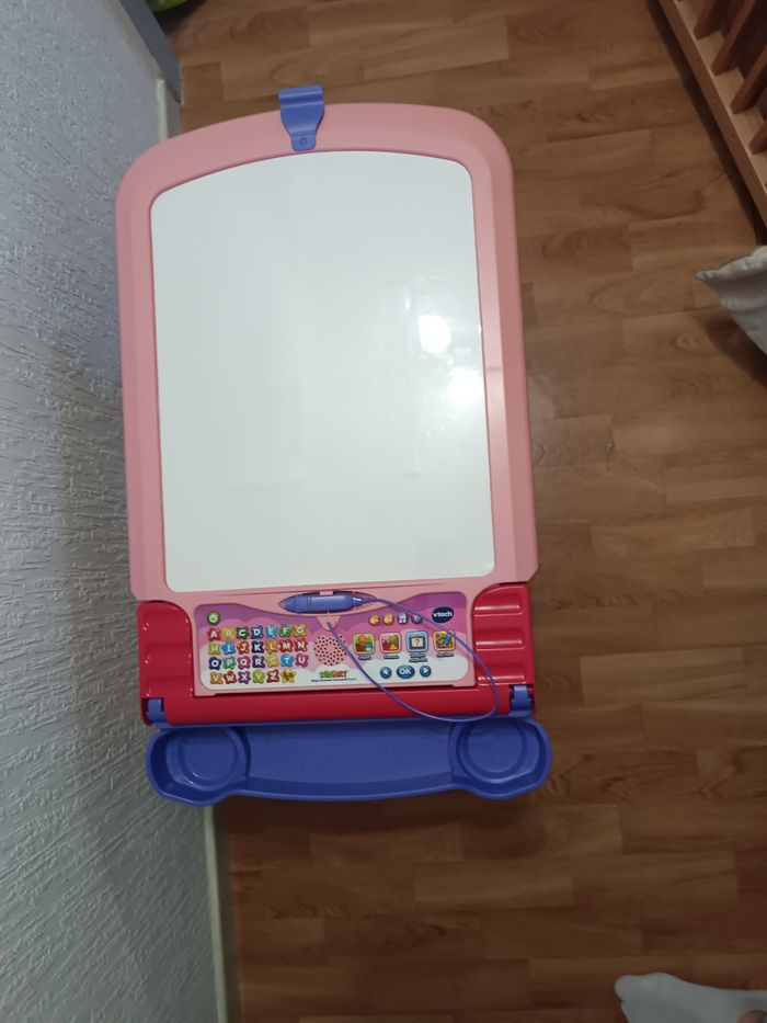 Tableau interactif 3 en 1 VTech rose magi chevalet - photo numéro 2