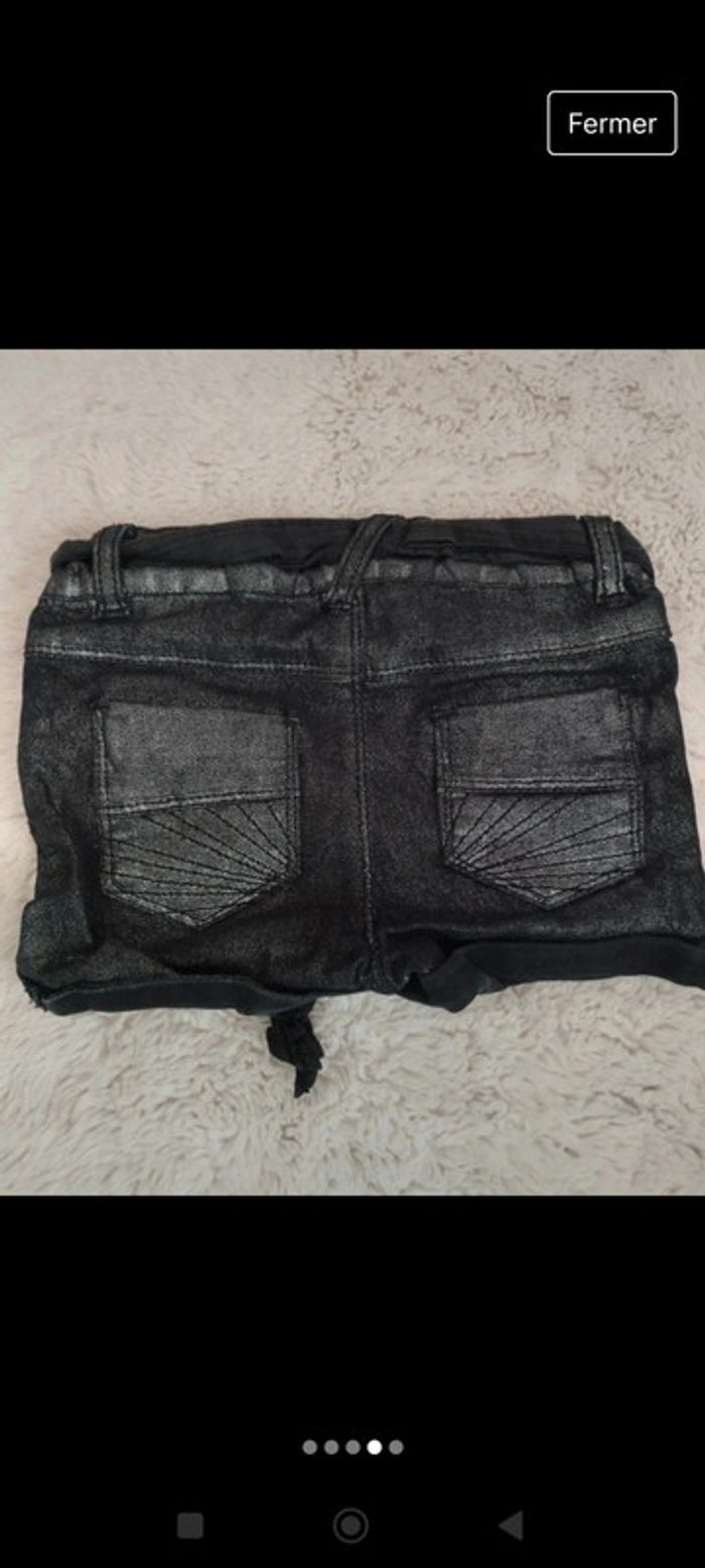 Jolie short en jean avec ceinture taille 24 mois - photo numéro 4