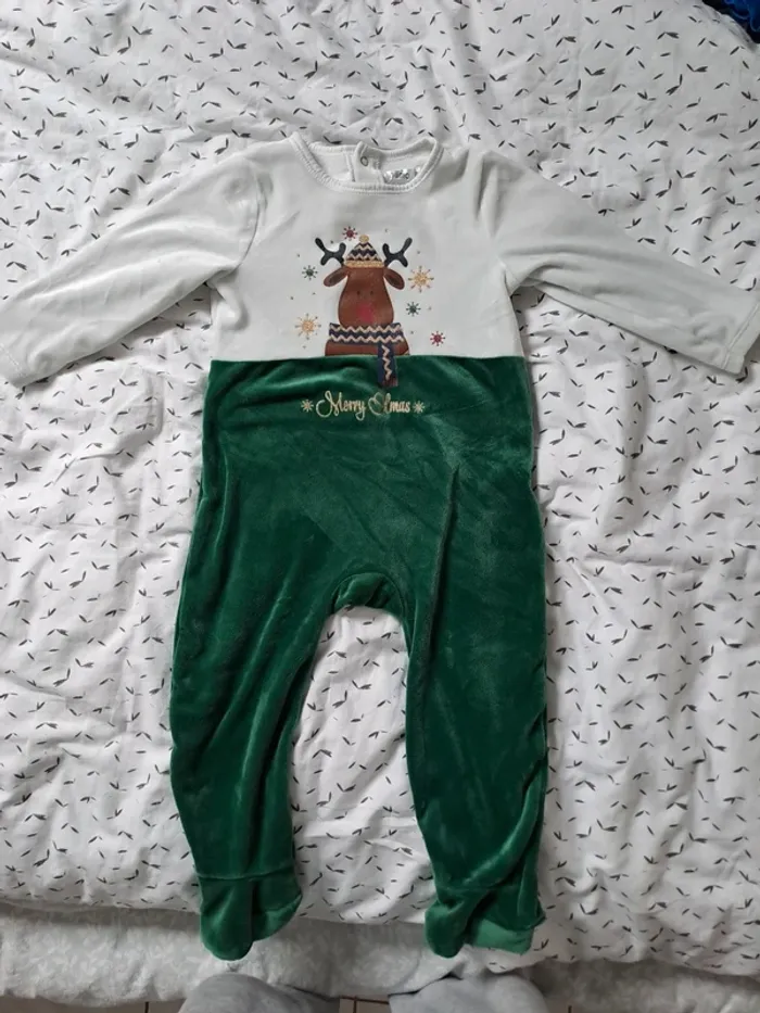 Magnifique pyjama velours Noël