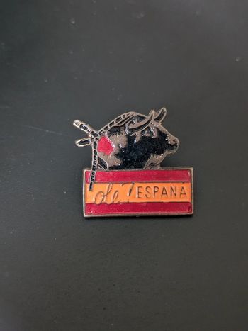Pin's Espagne taureau Corrida
