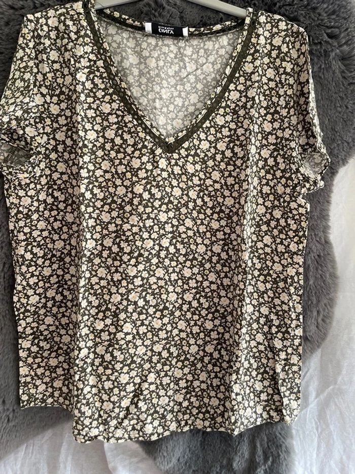 Magnifique tee shirt pour femme
