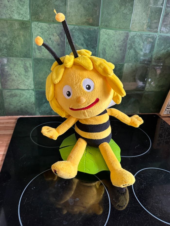 Maya l’abeille