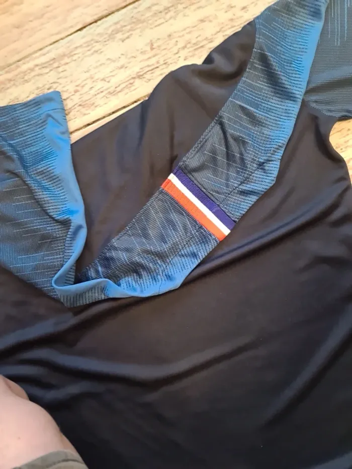 T shirt - photo numéro 8