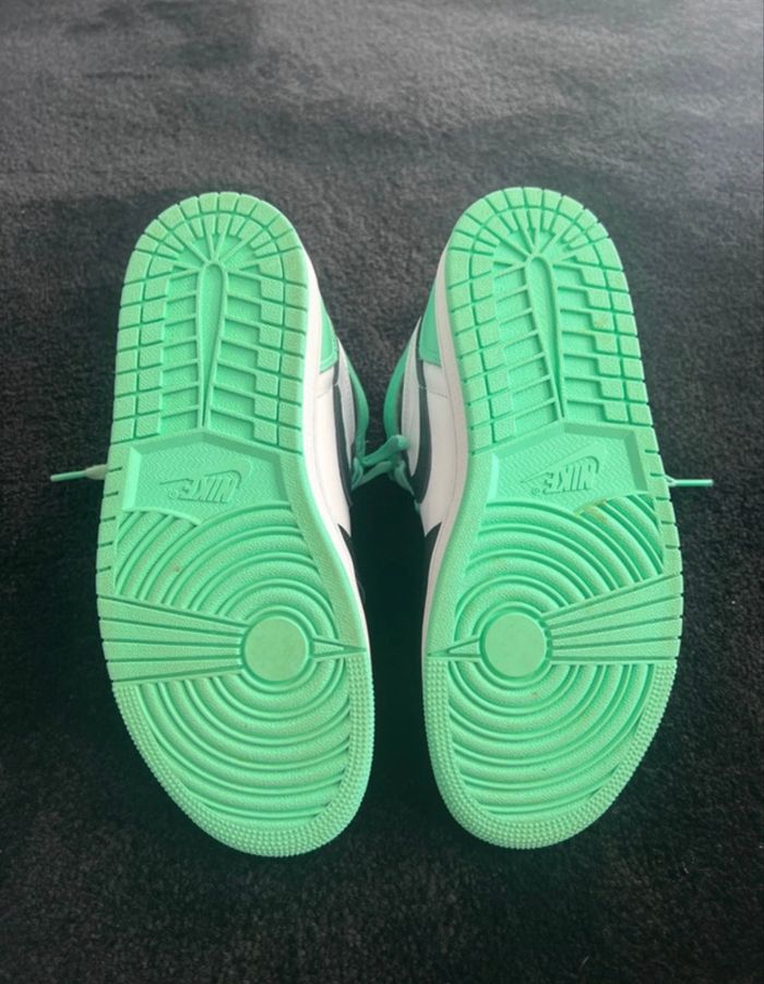 Air Jordan 1 - photo numéro 3