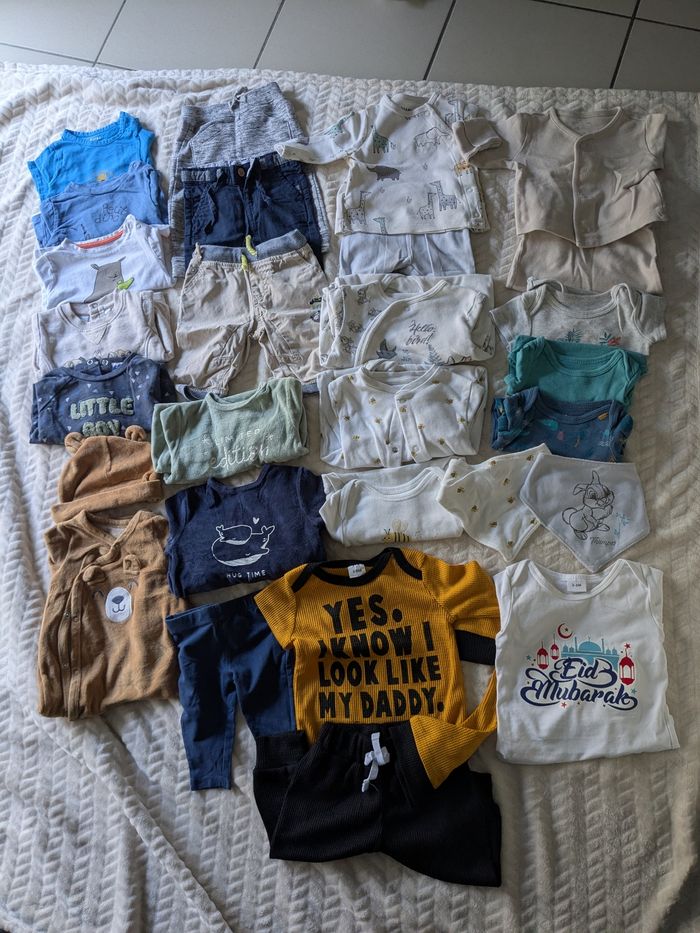 Lot de vêtements garçon (22 pièces)