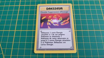79/102 Carte Pokémon Dresseur Double suppression d'énergie rare 79/102 Wizards set de base #C60