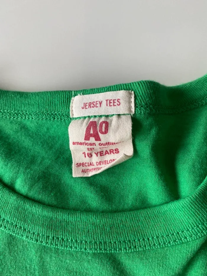 T-shirt vert américain outfitters - photo numéro 3