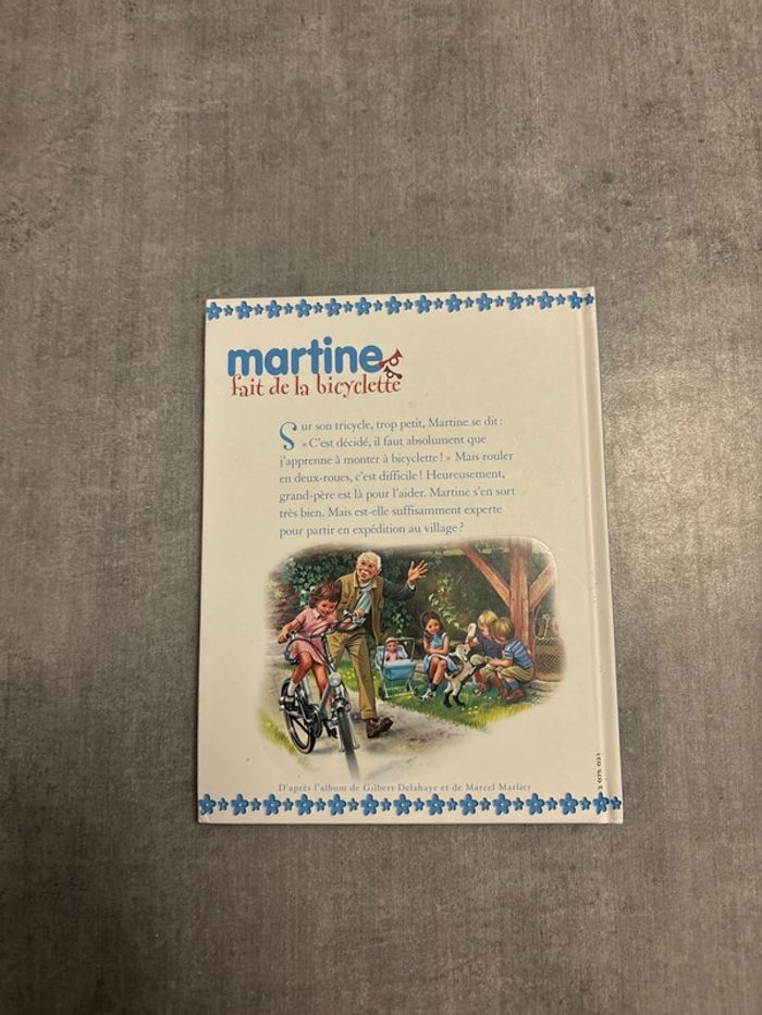 Livre Martine fait de la bicyclette - photo numéro 3