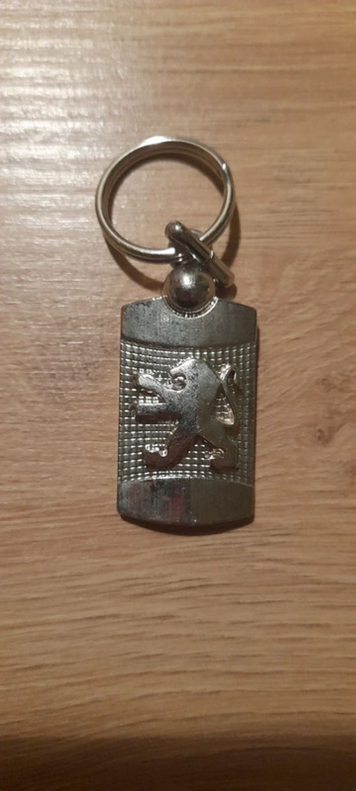 Porte clés Peugeot - photo numéro 2