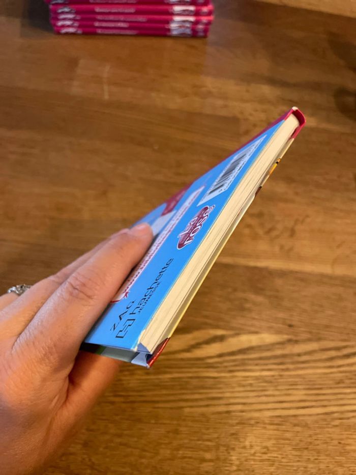 Livre La bibliothèque Rose Miraculous Star à tout prix Numéro 40 - photo numéro 6