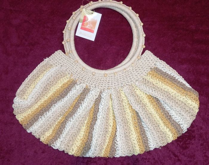 Joli petit sac Neuf à rayures avec poche intérieure et fermeture éclair