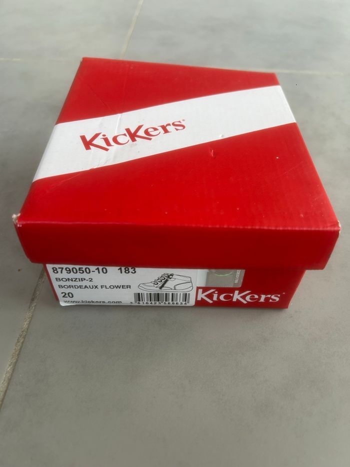Kickers rose pointure 20 TBE - photo numéro 2