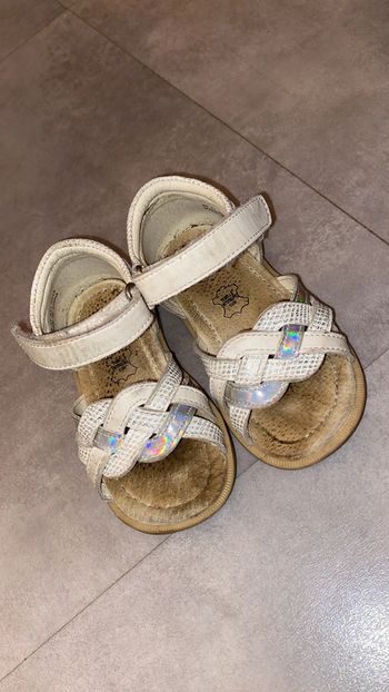 Sandales blanches
