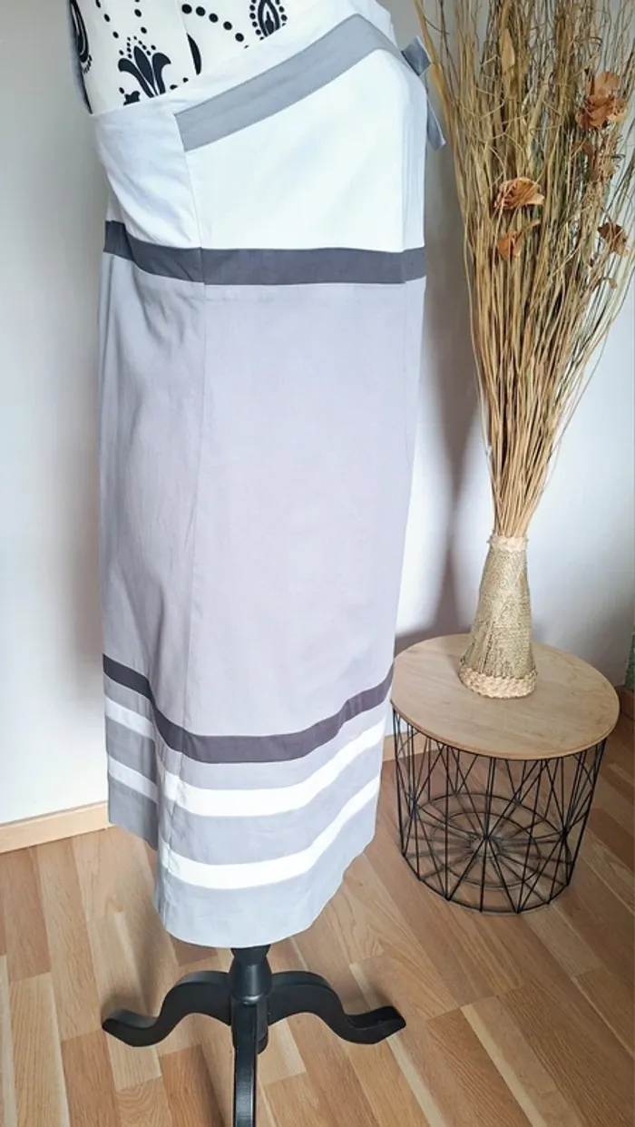 🎀 Somptueuse robe de cérémonie taille 40 comme neuve 🎀 - photo numéro 2