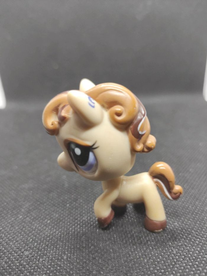 my Littlest Petshop LPS horse cheval 1142 #geektradelpscheval - photo numéro 5