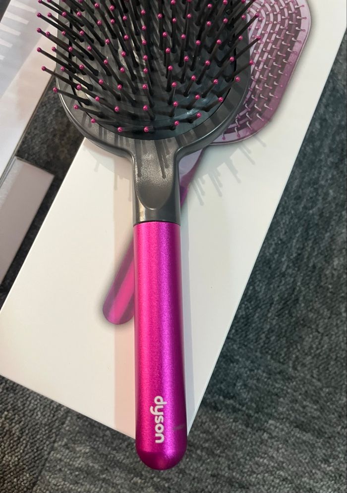 Brosses Dyson - photo numéro 2