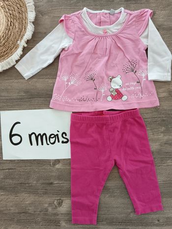 🌞 ensemble 6 mois t-shirt et legging très bon état