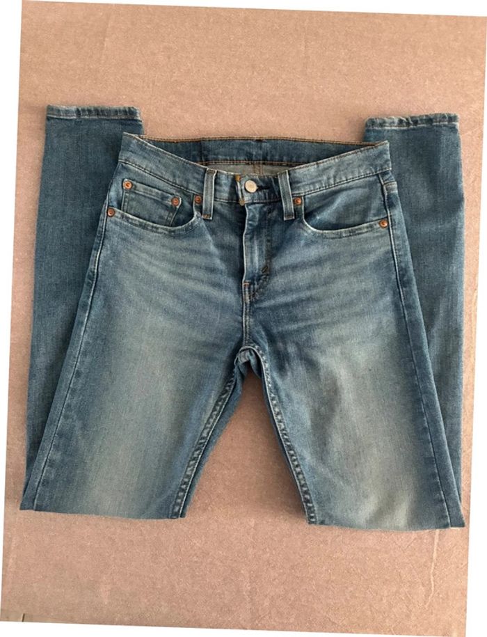 Jeans Levis skinny taper W29L32 bleu comme neuf - photo numéro 4
