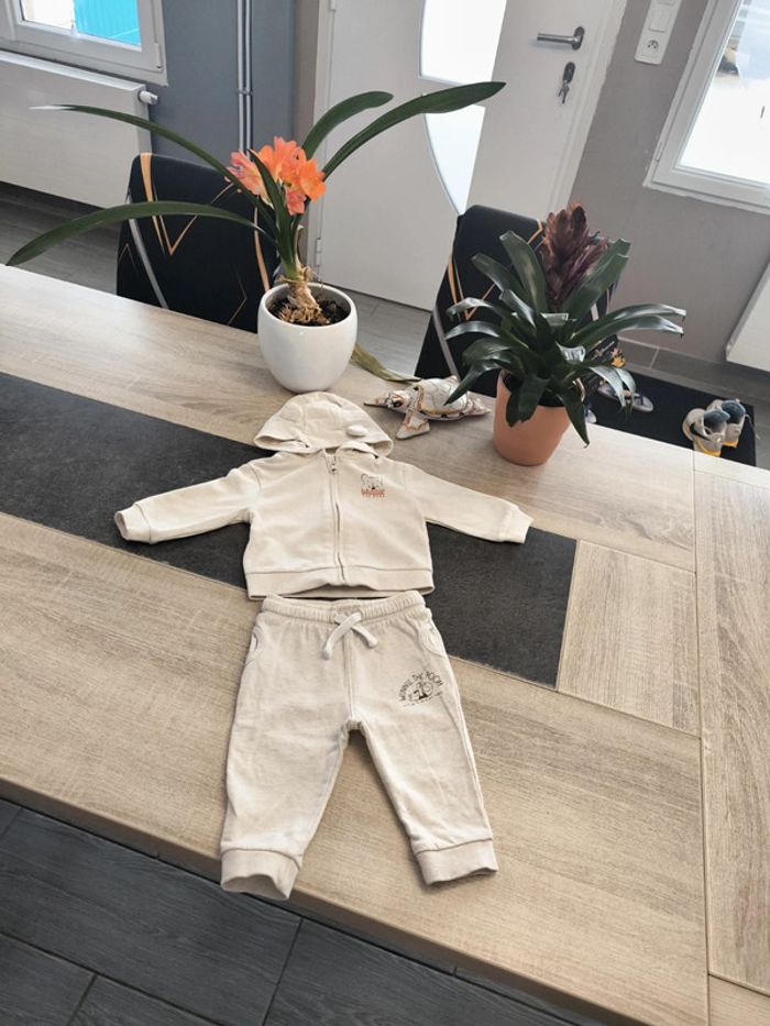 Ensemble 2 pièces garçon 9 mois Disney Winnie l'ourson