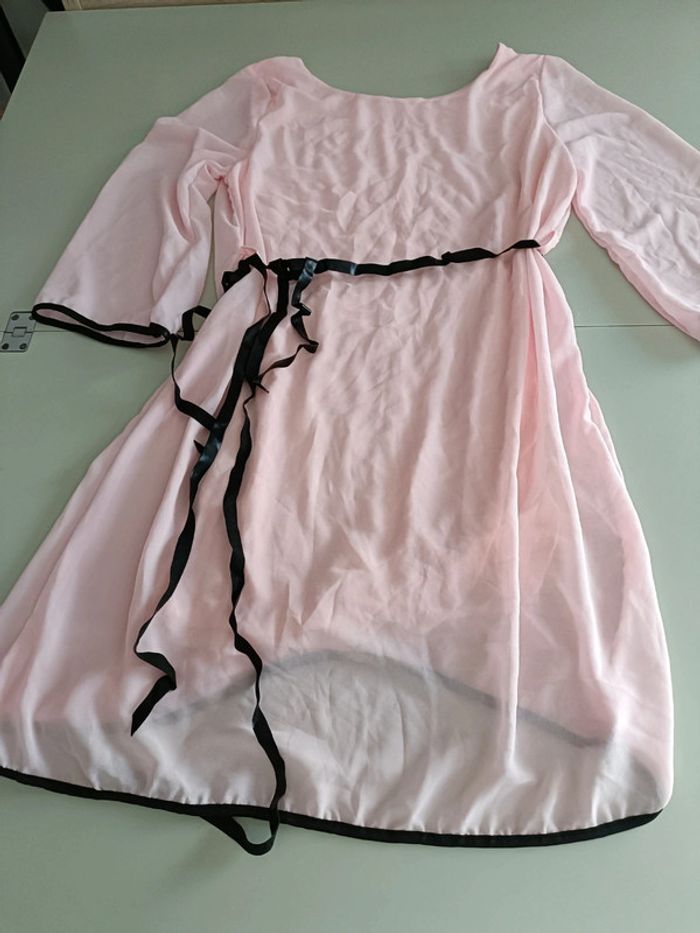 Robe rose taille 2 doublée - photo numéro 5