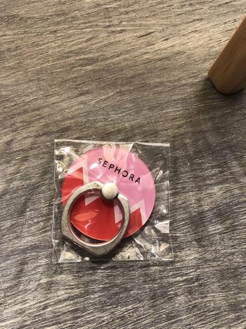 Très joli support pour téléphone