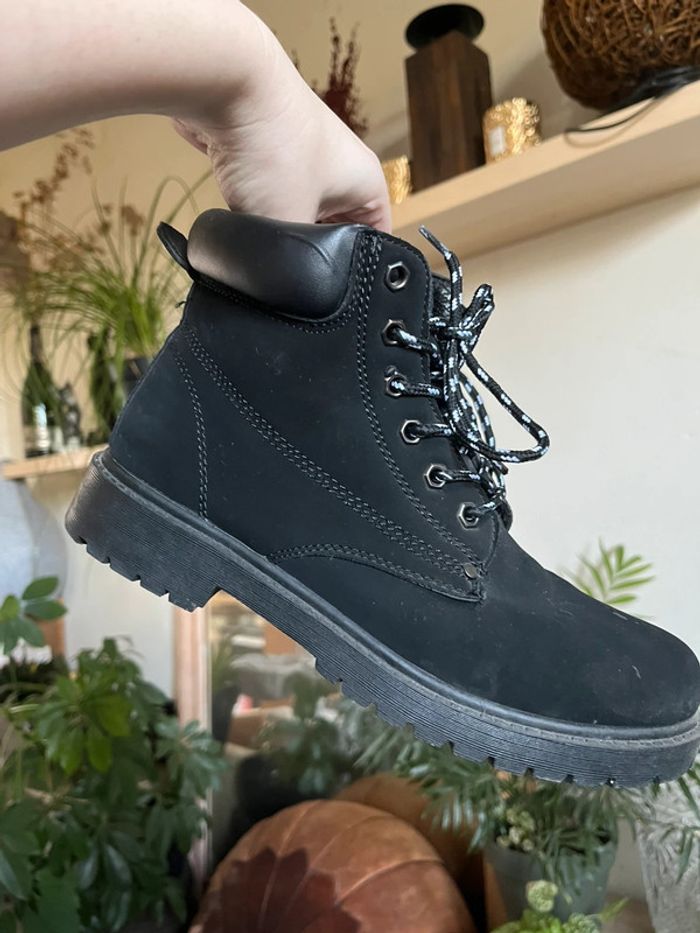 Bottines à lacets en velours - noir et blanc - photo numéro 9