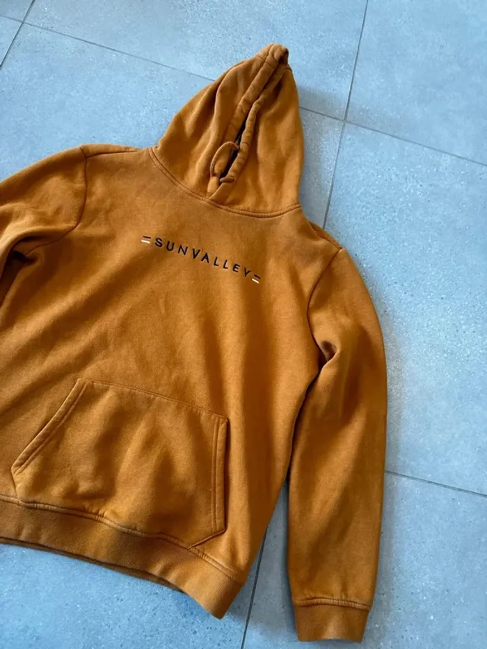 Sweat à capuche Sunvalley, très bon état, taille M - photo numéro 2