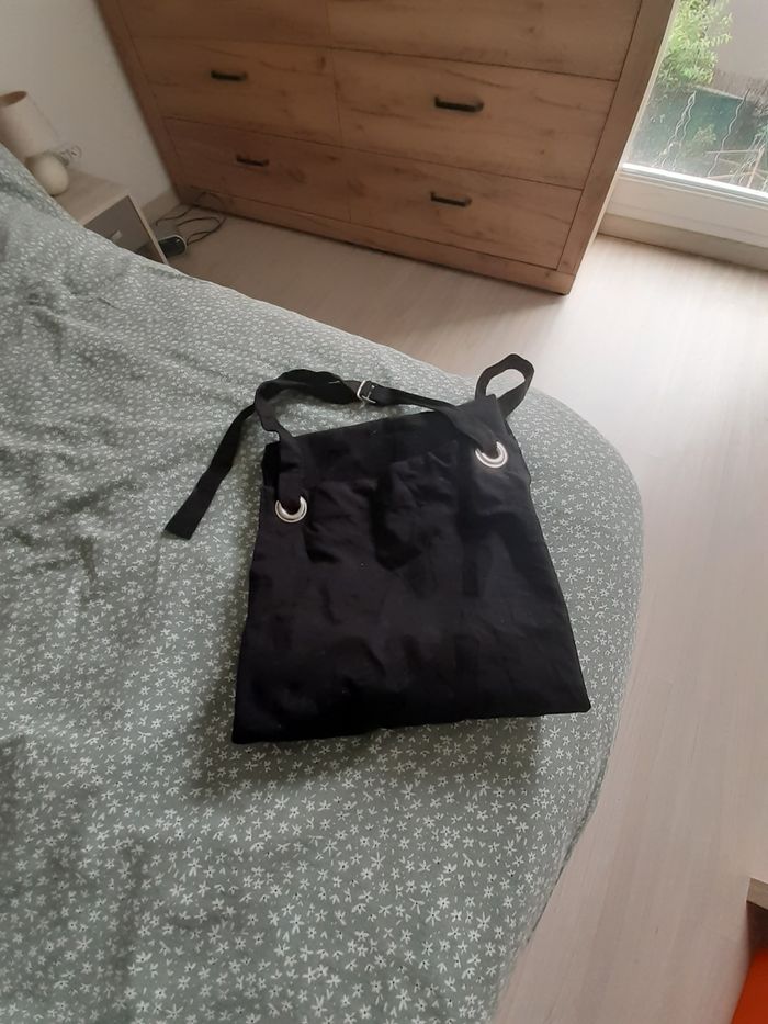 Tablier noir - photo numéro 3