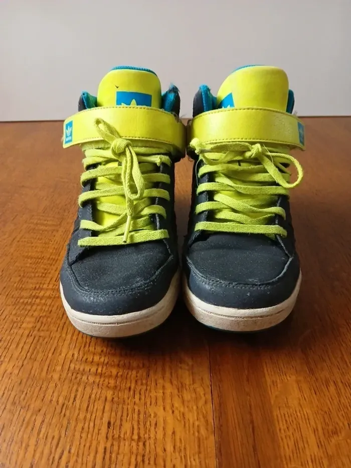 👟 Baskets montantes Adidas – Pointure 37 1/3 – État satisfaisant