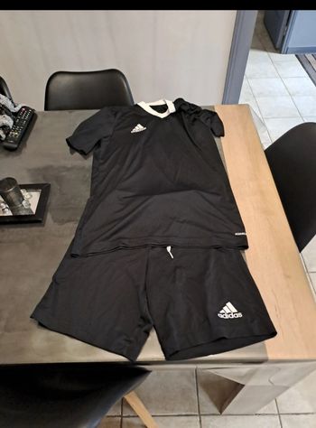 Ensemble adidas taille S