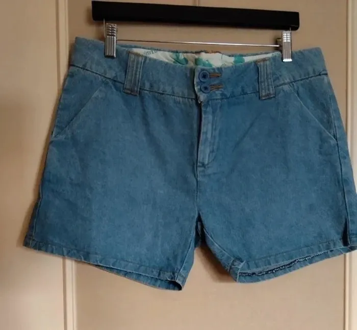 Short jeans grande taille. Marque Nath (A192)
